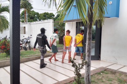 Tres jóvenes, entre ellos dos menores de edad, son investigados por los tres asesinatos