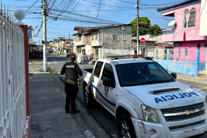 Personal policial levantó evidencias en la escena tras el ataque armado en el sector del Cristo del Consuelo.