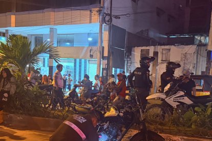 La Policía Nacional continúa con las investigaciones para ubicar a los responsables de los crímenes.