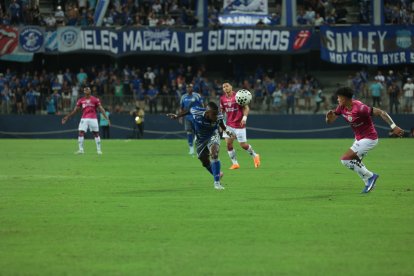 Emelec está en la parte baja de la tabla de LigaPro 2026.