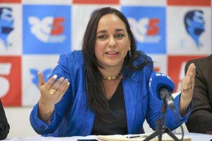 Gabriela Rivadeneira, presidenta del principal partido de la oposición Revolución Ciudadana.
