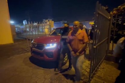 El momento en que fueron capturados por la Policía.