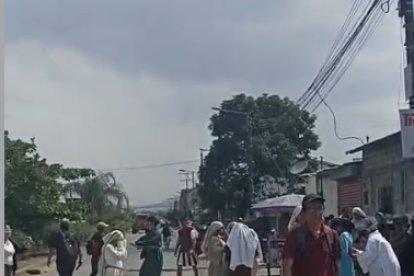 Antes del recorrido, los diferentes personajes se alistaban para la escenificación.