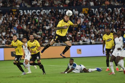 Darío Benedetto comandará el ataque de Barcelona SC.