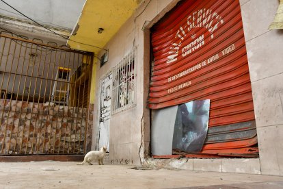 Fachadas quedaron destruidas tras la explosión.