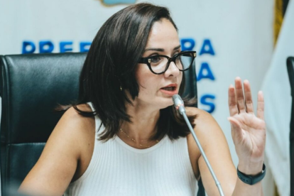 Marcela Aguiñaga anuncia su salida de la Prefectura del Guayas en medio de un contexto personal complejo