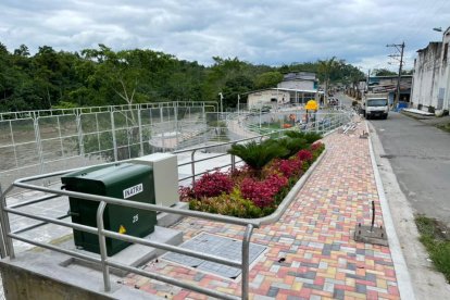 Malecón del sector El Bajo, escenario del ataque armado que dejó un fallecido y tres heridos la madrugada del 6 de abril.
