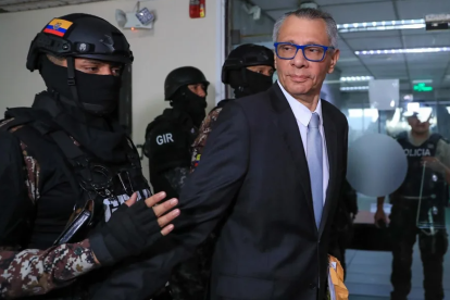 El sistema judicial ecuatoriano mantiene a Glas bajo un estricto régimen de reclusión