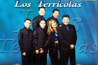 Los Terrícolas es una de las agrupaciones más esperadas de la noche.