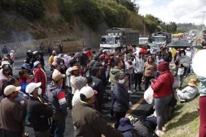 Protesta en Pifo implica cierre de vía.