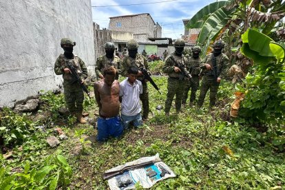 Dos hombres fueron aprehendidos en el sector Brisas del Pacífico con sustancias ilícitas
