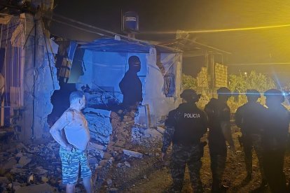 Los agentes creen que el hecho se debería a una disputa entre integrantes de bandas.