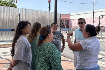 Anchundia conversó con comerciantes del sector.