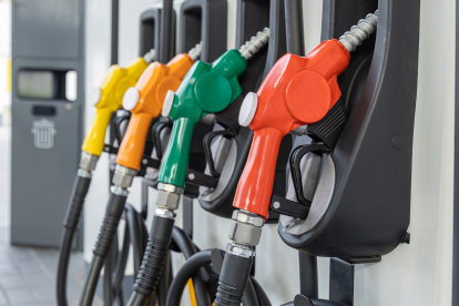 Incremento en los precios de combustibles en Ecuador genera cambios en el costo de la gasolina y el diésel a nivel nacional desde abril.