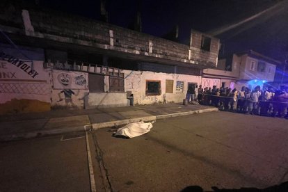 Víctor Carrasco Morales fue asesinado a tiros la noche del domingo.