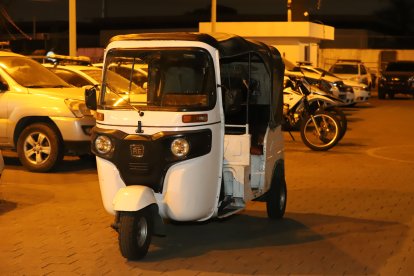 Tricimoto que habría sido utilizada para la huida fue retenida por las autoridades.