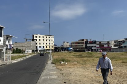 El terremoto del 16 de abril de 2016 fue un sismo de magnitud 7.8 que sacudió la costa norte de Ecuador.