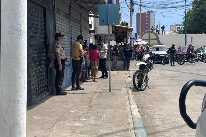 Anthony Tapia fue soprendido a tiros cuando comía encebollado en un local ubicado en la Avenida Flavio Reyes, barrio 8 de abril
