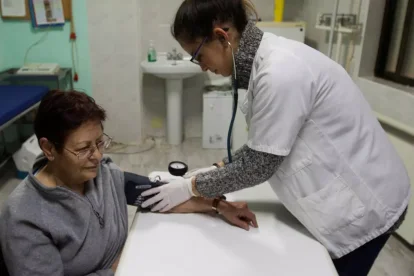 Muchas mujeres se someten a regímenes alimenticios extremos sin ver cambios en el volumen de sus piernas