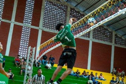 El joven ´Moquillo´, de Babahoyo Toreros, es uno de los colocadores con mayor proyección.