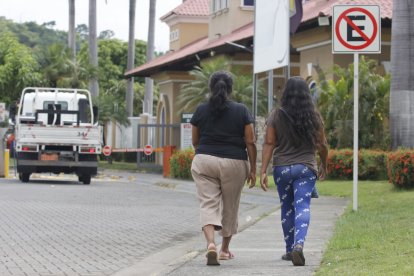 El ataque dejó un fallecido y un herido dentro de un vehículo.
