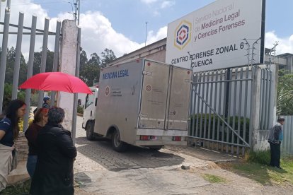Los cuerpos fueron llevados al Centro Forense de Cuenca.