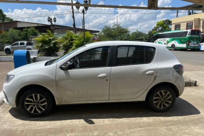 Este vehículo fue usado por los presuntos sicarios, según la Policía