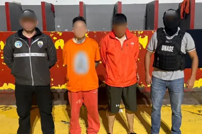 Los procesados, de 34 y 20 años, cumplen prisión preventiva mientras avanzan las investigaciones.