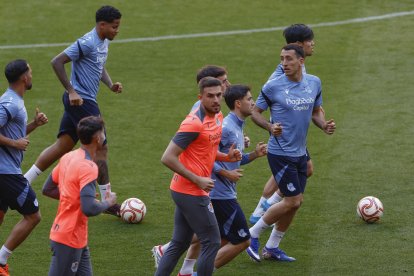 Mikel Oyarzabal comandará el ataque de Real Sociedad.