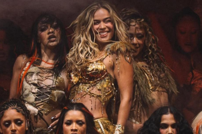 Karol G durante su presentación en Coachella 2026.