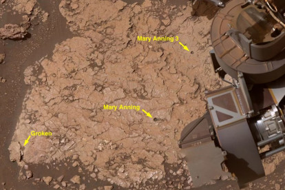Curiosity tomó tres muestras de roca perforada en Glen Torridon y el análisis reveló una variedad de moléculas orgánicas en Marte