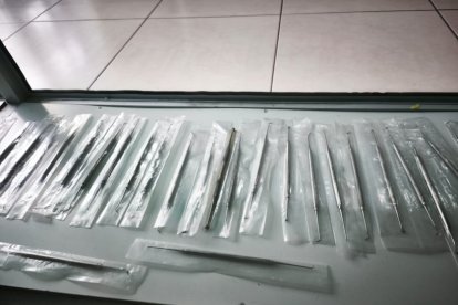 Productos dentales caducados y sin registro fueron retirados del mercado.