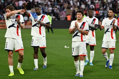 PSG llega con equipo completo a la semifinal de Champions League.