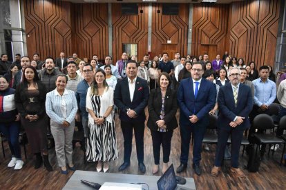 Funcionarios de distintas entidades públicas participaron en la jornada, entre jefes políticos, tenientes, comisarios y personal técnico.