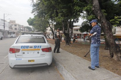 Ayer aún había rastros del violento hecho en un parque de la Alborada.