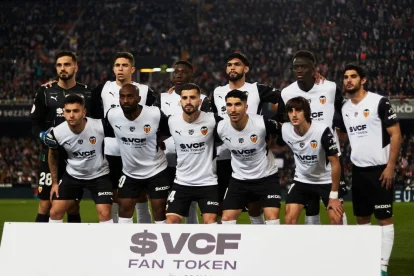 Dónde ver EN VIVO Valencia vs FC Barcelona HOY: Hora, canales y ...