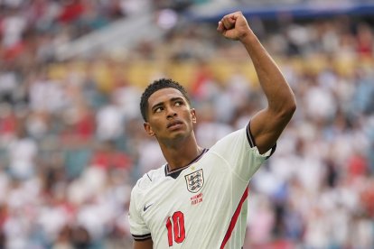 Jude Bellingham fue la figura en la clasificación de la Selección de Inglaterra.