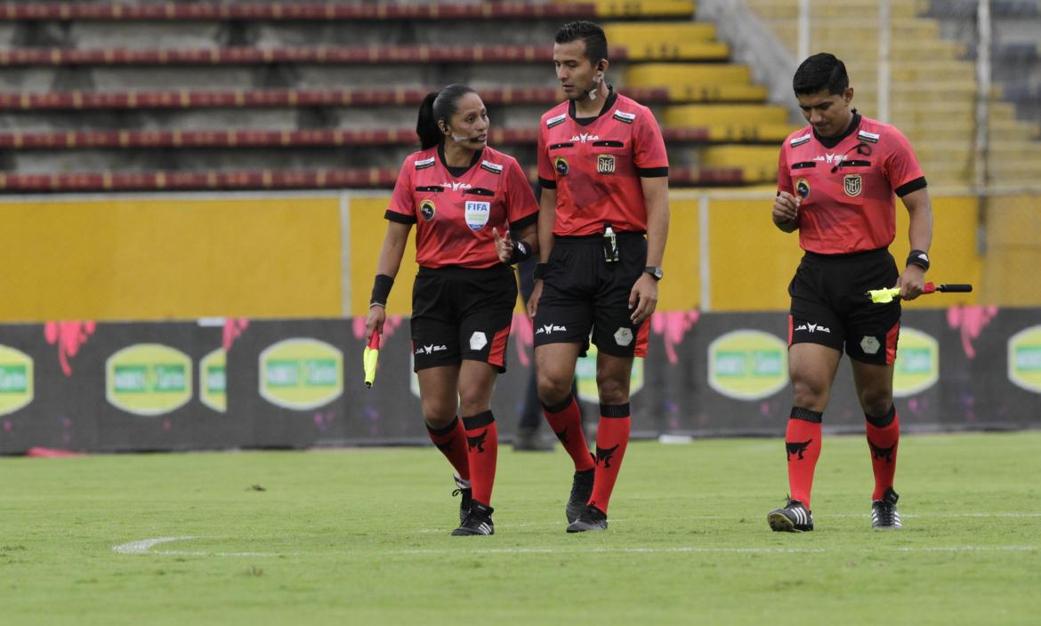 Mónica-Amboya-arbitraje-femenino-Copa-Sudamericana