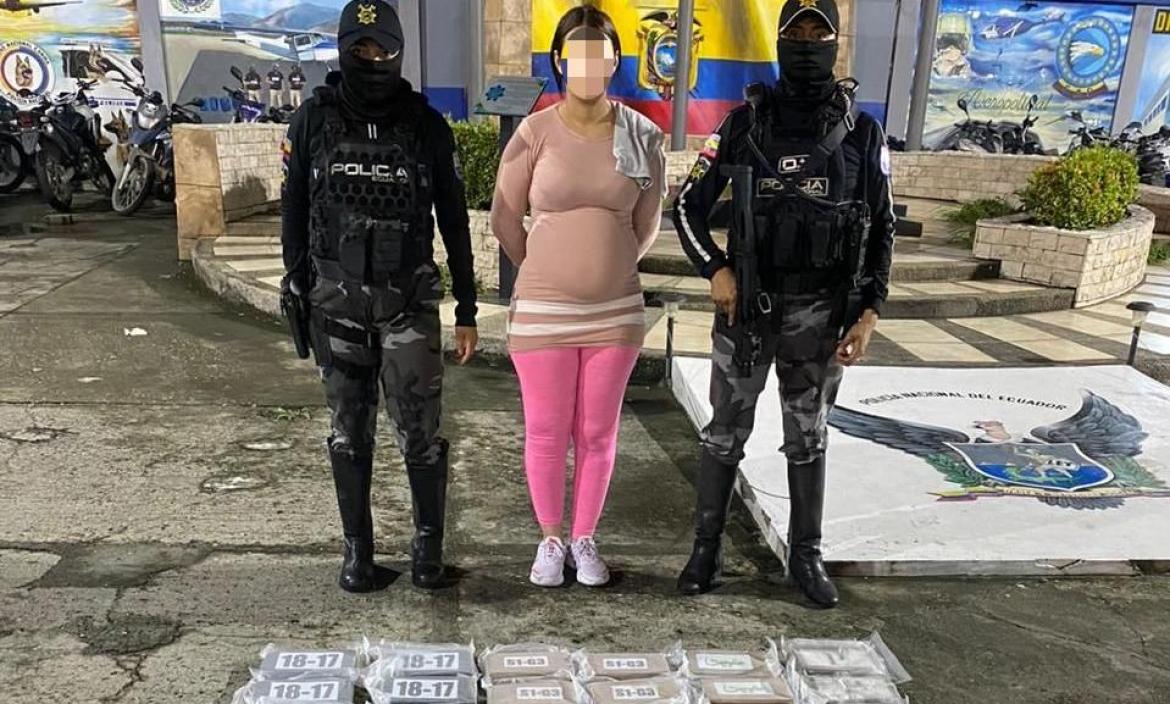 Mujer detenida con drogas en el barrio Cuba