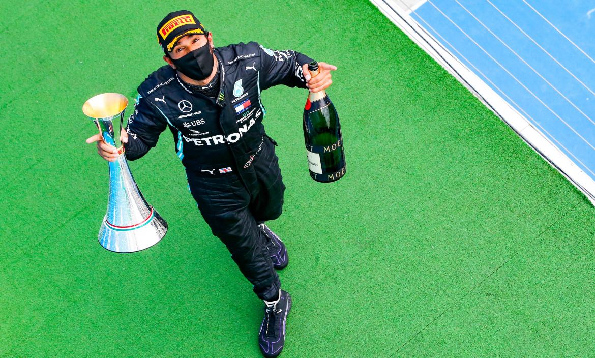 Lewis-Hamilton-F1-GPHungría-triunfo
