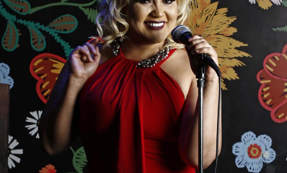 CANTANTE Y PASTORA KATTY ELISA
