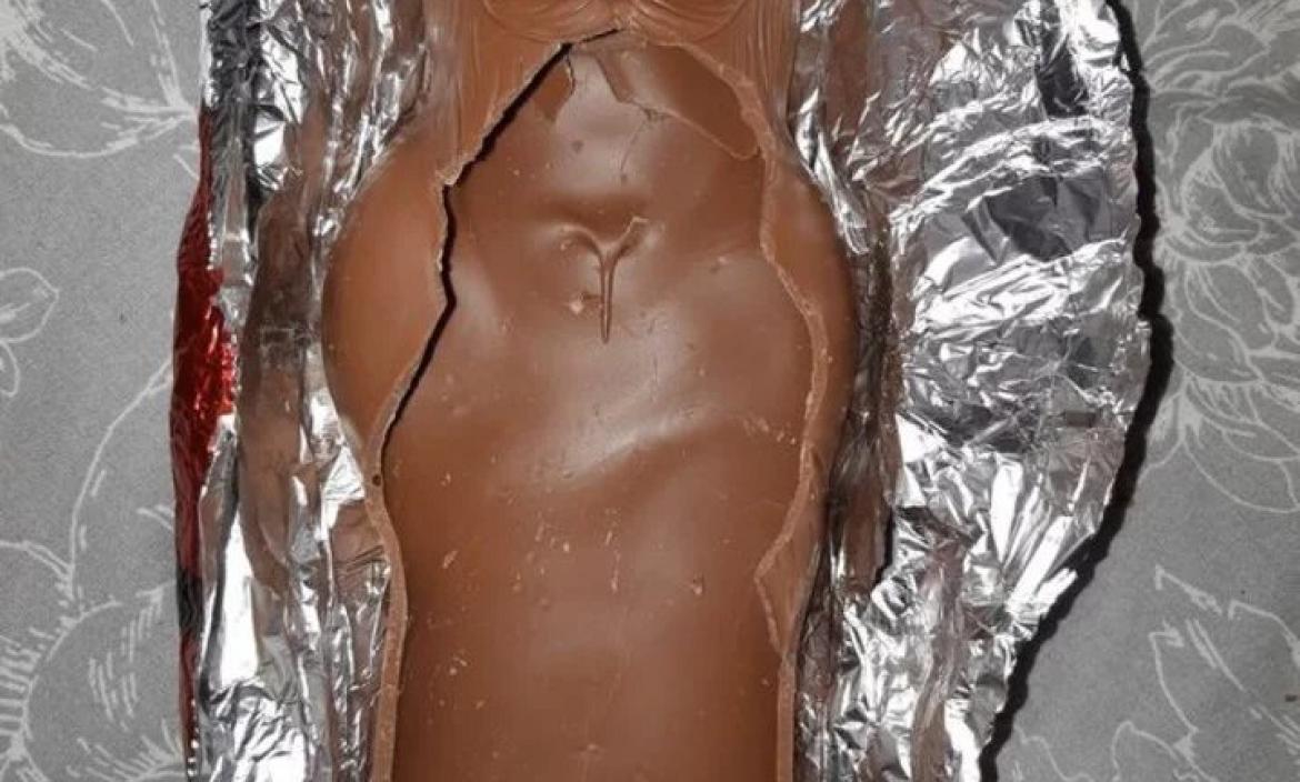 Imagen chocolate-tenia-un-pene-en___JH8Wdc6 (28471824)