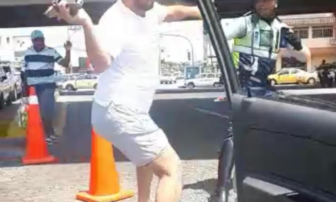 Imagen agresion agente atm guayaquil