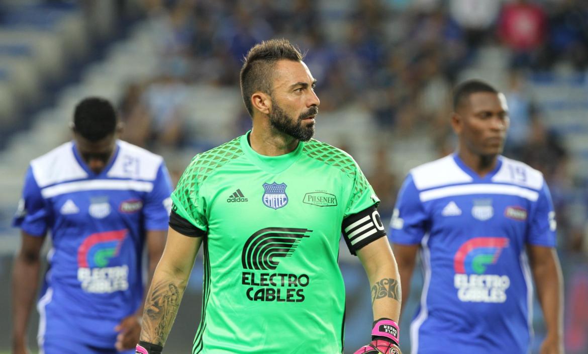 EMELEC VS. MACARÁ