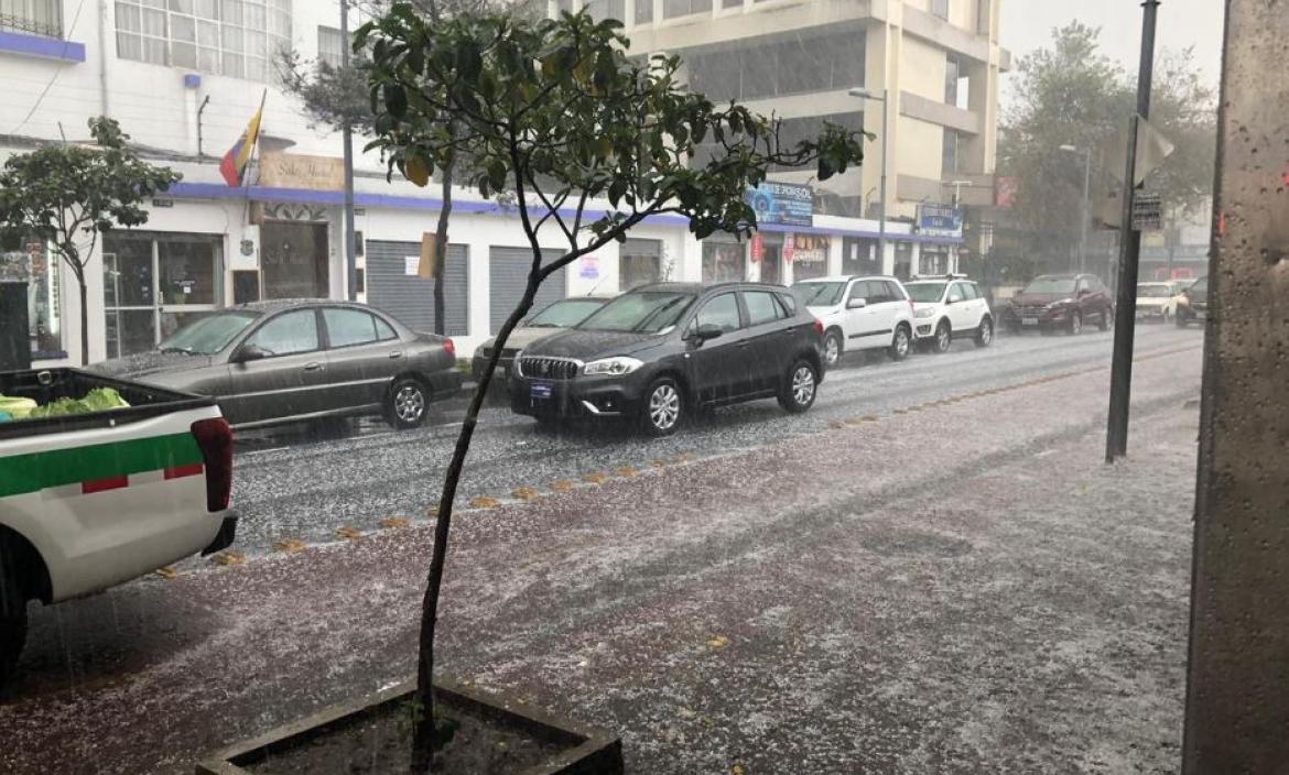Imagen el granizo en Quito