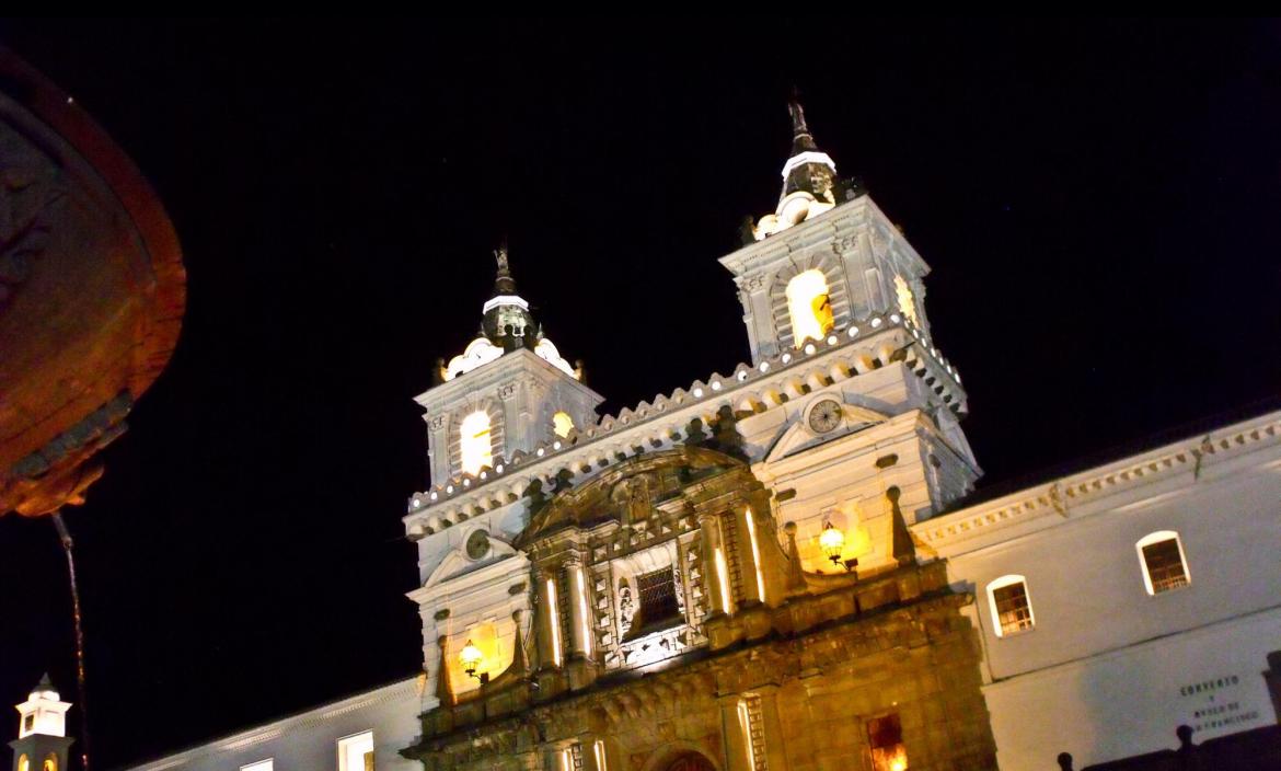 LA VIEJA ARQUITECTURA SURGE BAJO LOS PISOS DEL CONVENTO DE SAN FRANCISCO UBICADO EN EL CENTRO HISTORICO DE QUITO