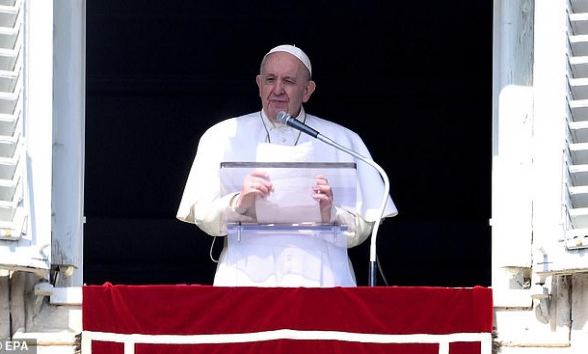 El Papa Francisco advirtió sobre una segunda gran inundación que podría arruinar al mundo.