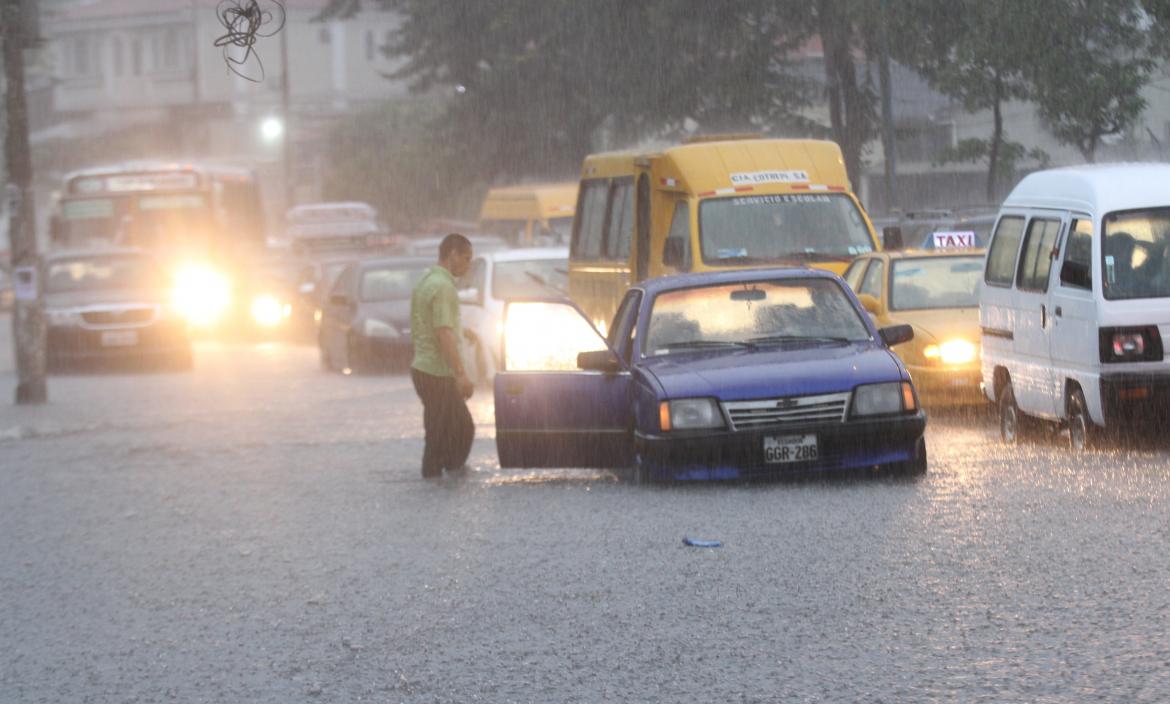 calle inundada