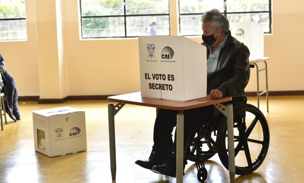 Moreno ejerció su derecho al voto.