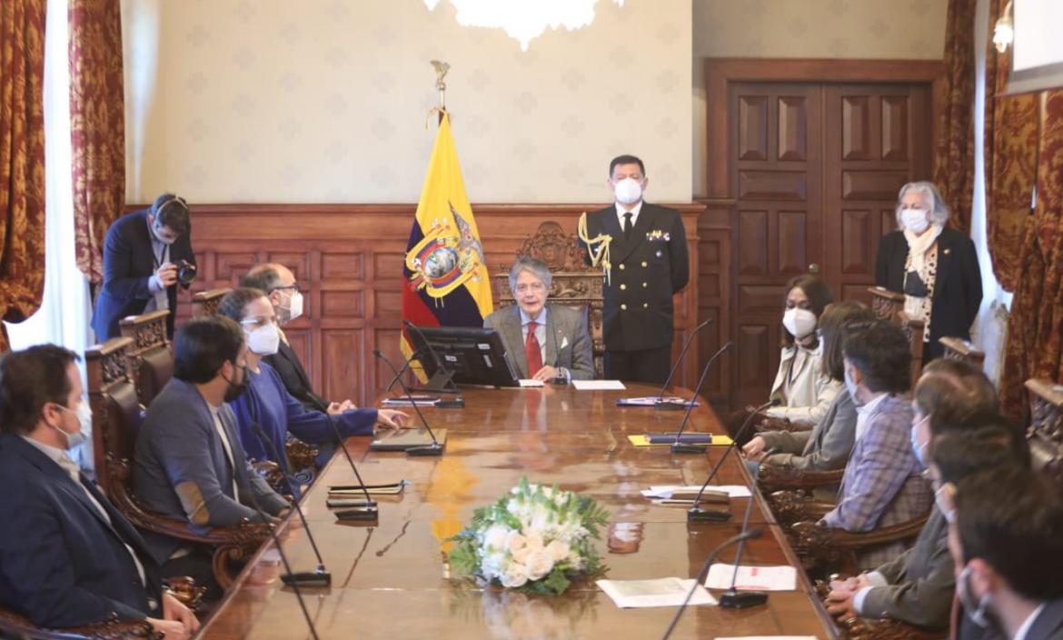 Guillermo Lasso prevé lanzar un plan para reducir la desnutrición infantil en Ecuador.